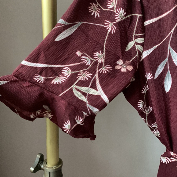 Lulus Burgundy Floral Wrap Maxi Dress High Low Flutter Sleeve Size XL - Picture 5 of 8